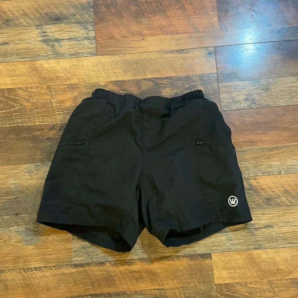 Canari shorts M (4370)